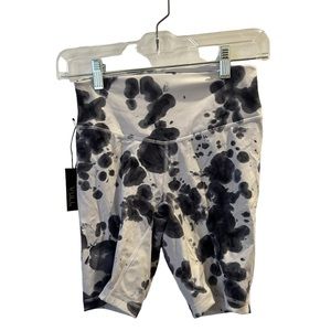 Vull Sport black‎ print biker shorts size small NWT